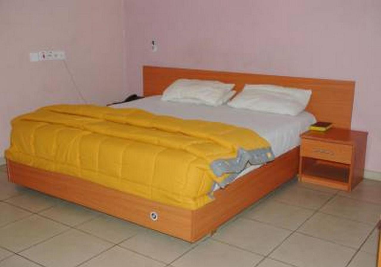 Room In Lodge - Londa Hotel And Suites Port Harcourt Extérieur photo